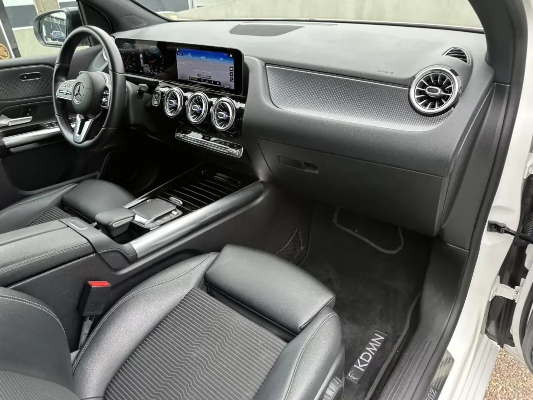Mercedes-Benz B 200 2020 - 18900 EUR, 210000 km - 210000km - foto 67 de 74