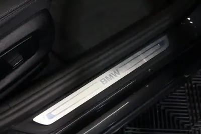 BMW 520 2023 - 29900 EUR, 165000 km - AUTO.MOTO.pt - 165000km - foto 16 de 33