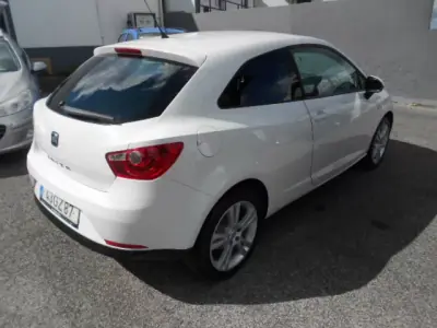 SEAT Ibiza 2008 - 6900 EUR, 349713 km - AUTO.MOTO.pt - 349713km - foto 6 de 14