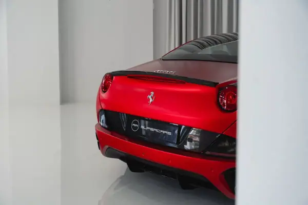 Ferrari California 2010 - 114950 EUR, 60515 km - AUTO.MOTO.pt - 60515km - foto 19 de 37