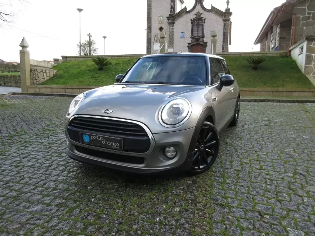 MINI 3 Portas 2018 - 18490 EUR, 164000 km - AUTO.MOTO.pt - 164000km - foto 1 de 53