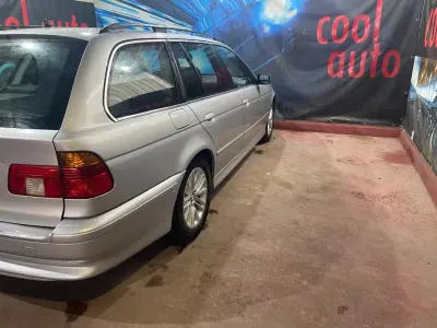 BMW 520 2001 - 3500 EUR, 359000 km - AUTO.MOTO.pt - 359000km - foto 14 de 35