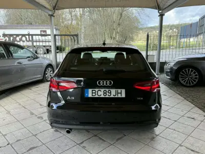 Audi A3 Sportback 2015 - 17750 EUR, 151869 km - AUTO.MOTO.pt - 151869km - foto 7 de 25