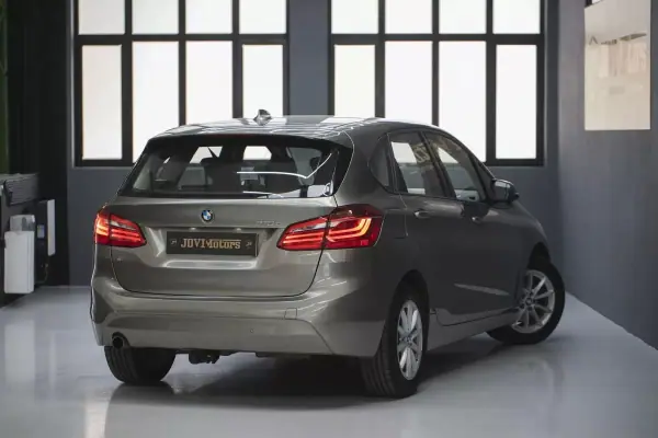 BMW 216 Active Tourer 2015 - 12750 EUR, 196513 km - AUTO.MOTO.pt - 196513km - foto 41 de 43