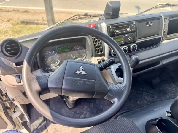 Mitsubishi 2018 - 24990 EUR, 305000 km - AUTO.MOTO.pt - 305000km - foto 6 de 14