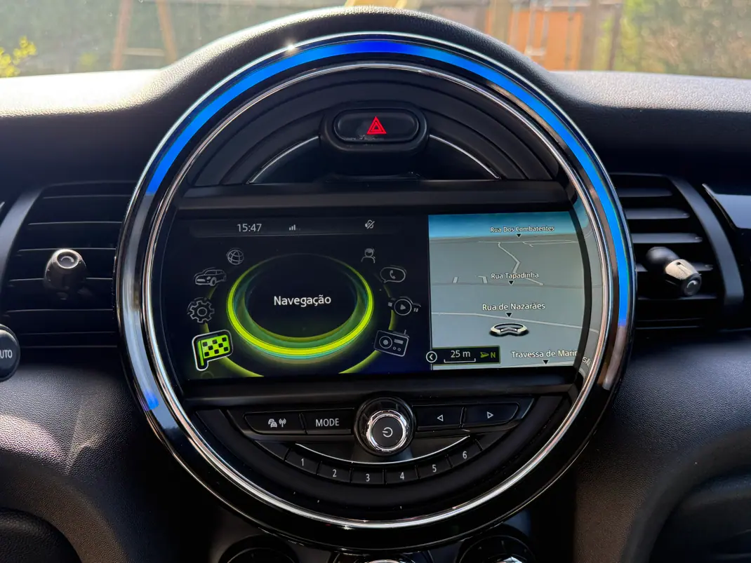 MINI Cooper S 2015 - 21999 EUR, 155500 km - AUTO.MOTO.pt - 155500km - foto 8 de 15