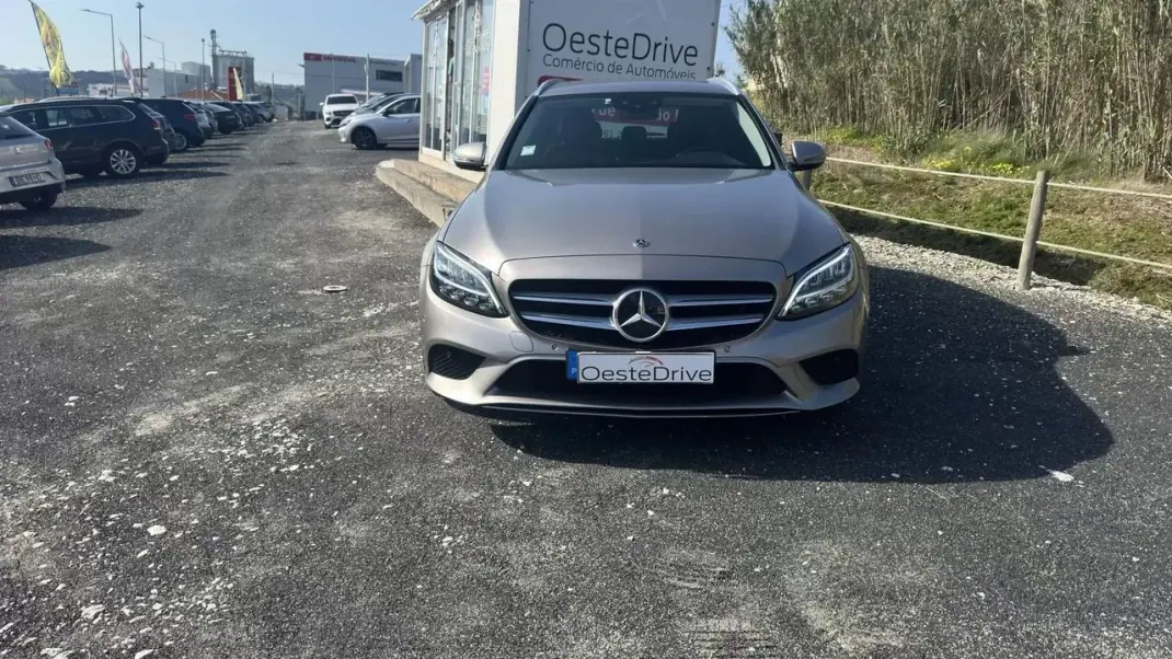 Mercedes-Benz C 220 2021 - 28490 EUR, 198000 km - AUTO.MOTO.pt - 198000km - foto 2 de 28