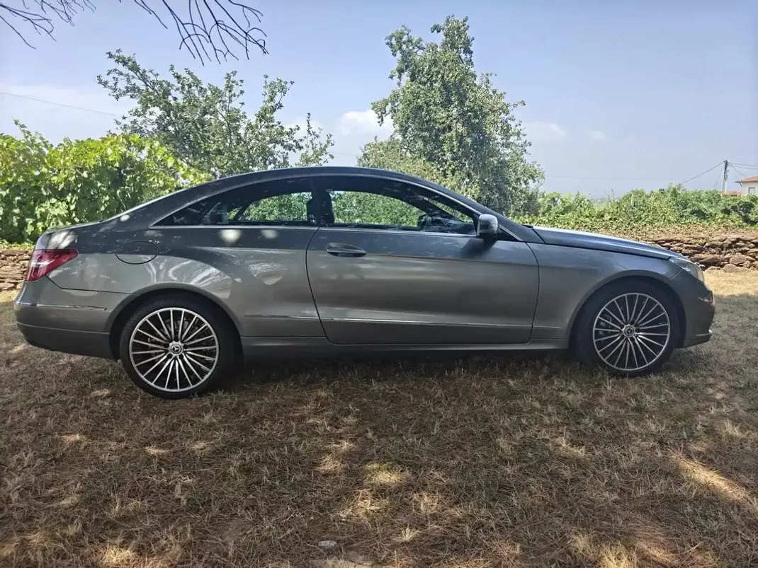 Mercedes-Benz E 220 2010 - 15499 EUR, 202000 km - 202000km - foto 2 de 35