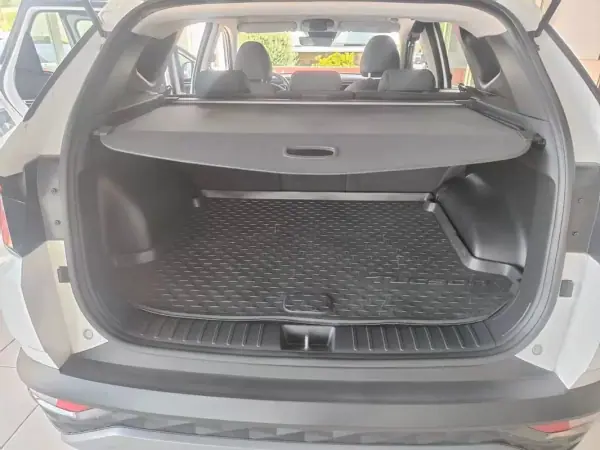 Hyundai Tucson 2022 - 22250 EUR, 111000 km - AUTO.MOTO.pt - 111000km - foto 12 de 32