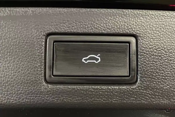 Volkswagen Arteon Shooting Brake 2021 - 27950 EUR, 91000 km - AUTO.MOTO.pt - 91000km - foto 38 de 41
