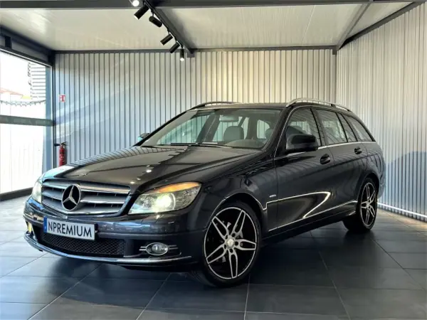 Mercedes-Benz C 220 2008 - 13990 EUR, 231000 km - AUTO.MOTO.pt - 231000km - foto 22 de 42