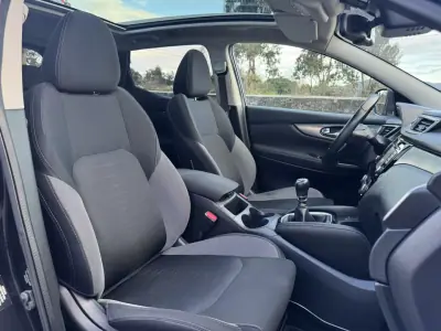 Nissan Qashqai 2018 - 18990 EUR, 161000 km - AUTO.MOTO.pt - 161000km - foto 18 de 35