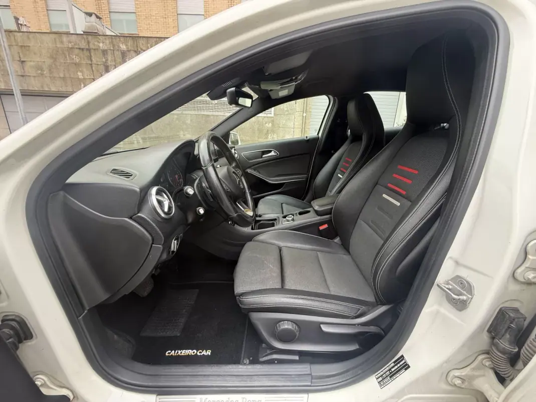 Mercedes-Benz A 160 2018 - 14950 EUR, 175000 km - 175000km - foto 10 de 15