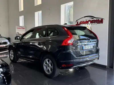 Volvo XC 60 2013 — foto 4 de 32