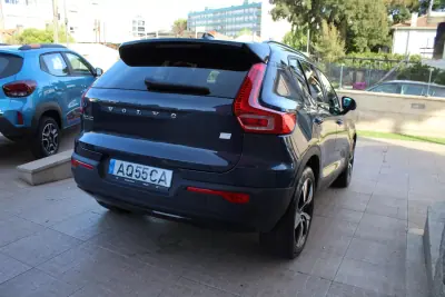 Volvo XC 40 2022 - 26000 EUR, 124000 km - AUTO.MOTO.pt - 124000km - foto 5 de 28