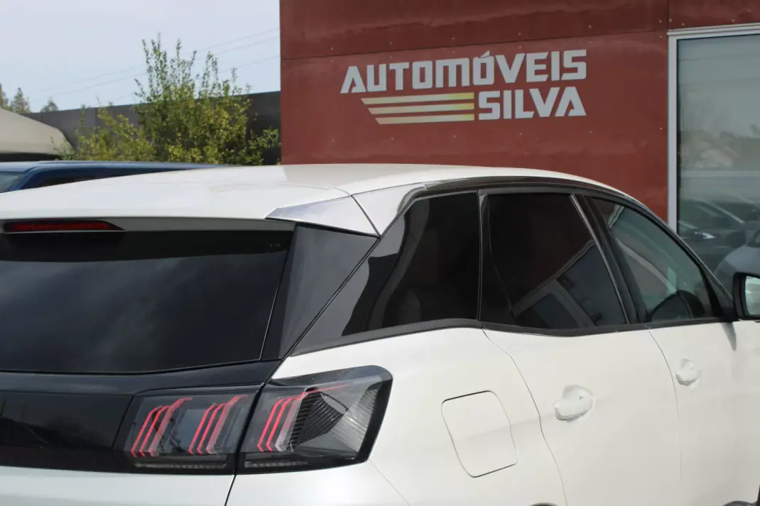 Peugeot 3008 2021 - 22490 EUR, 126000 km - AUTO.MOTO.pt - 126000km - foto 13 de 27