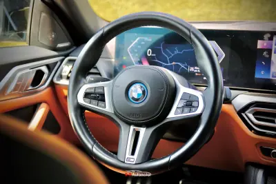BMW i4 2022 - 49800 EUR, 37000 km - AUTO.MOTO.pt - 37000km - foto 20 de 31