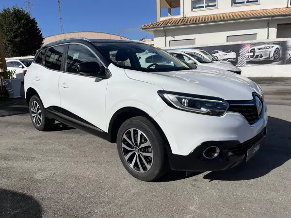 Renault Kadjar 2016 - 11950 EUR, 250000 km - AUTO.MOTO.pt - 250000km - foto 3 de 42