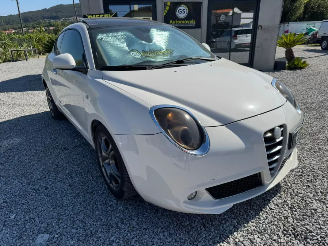 Alfa Romeo MiTo 2012 - 7900 EUR, 194000 km - 194000km - foto 8 de 8