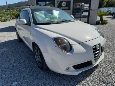 Alfa Romeo MiTo 2012 - 7900 EUR, 194000 km - 194000km - foto 8 de 8