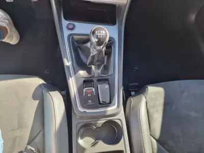 SEAT Leon ST 2017 - 14999 EUR, 140289 km - AUTO.MOTO.pt - 140289km - foto 23 de 36
