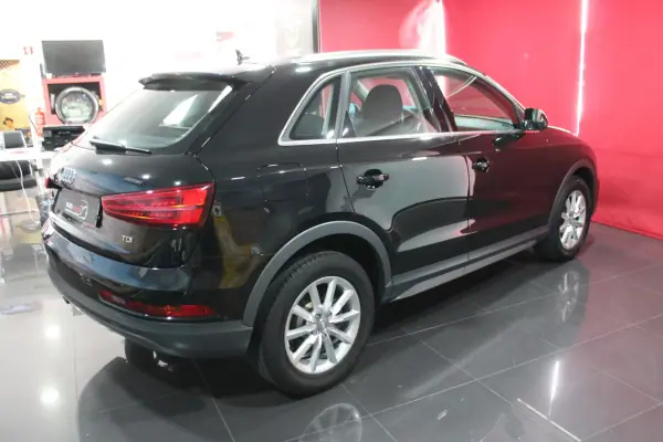 Audi Q3 2016 - 19990 EUR, 179900 km - AUTO.MOTO.pt - 179900km - foto 4 de 13