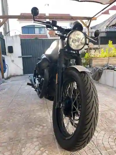Moto Guzzi V7 III Rough 2018 - 6000 EUR, 25000 km - foto 2 de 7