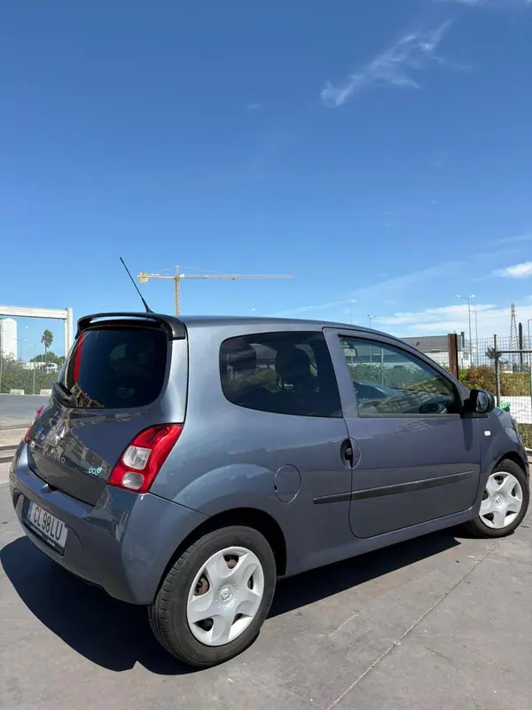 Renault Twingo 2011 — foto 3 de 9