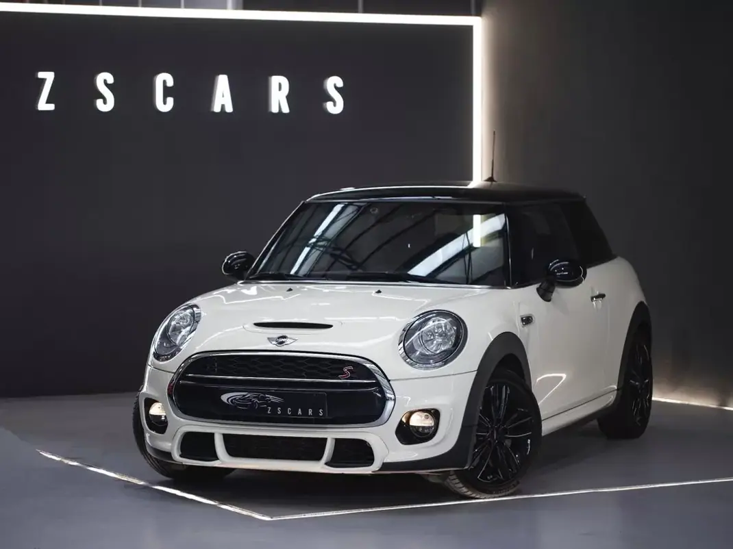 MINI 3 Portas 2017 - 21990 EUR, 84313 km - 84313km - foto 4 de 24