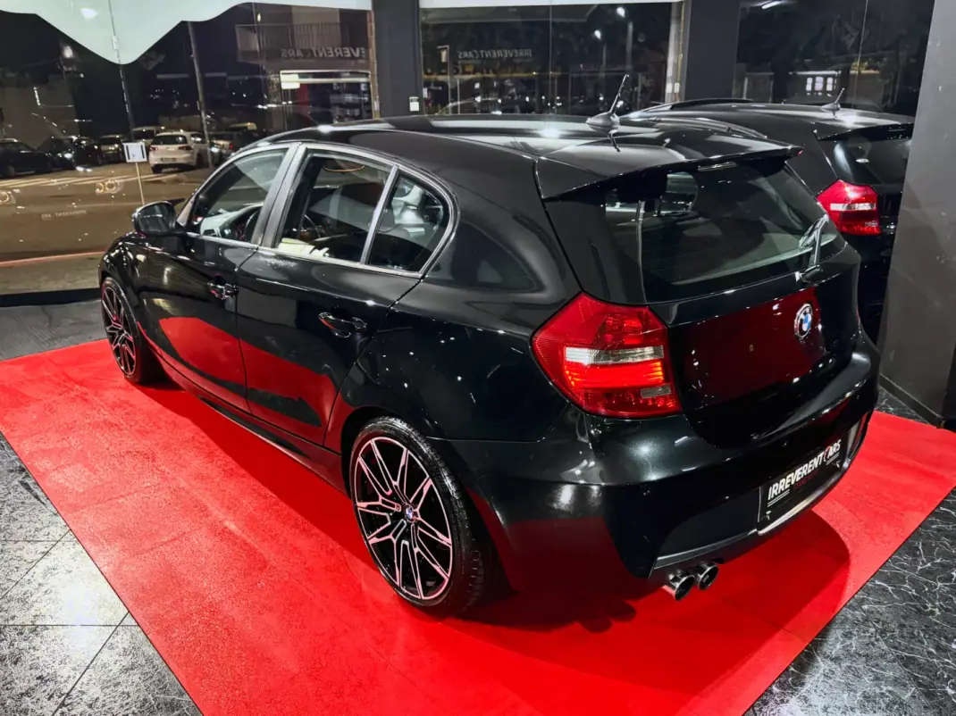 BMW 118 2011 - 13490 EUR, 221686 km - AUTO.MOTO.pt - 221686km - foto 4 de 20