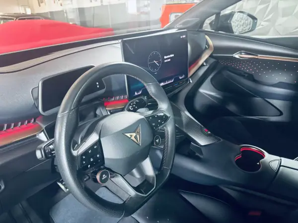 Cupra Tavascan 2024 - 43990 EUR, 30873 km - AUTO.MOTO.pt - 30873km - foto 36 de 45