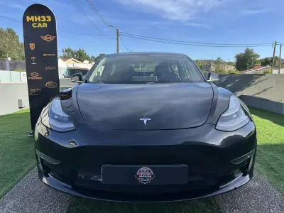 Tesla Model 3 2019 - 19900 EUR, 270000 km - AUTO.MOTO.pt - 270000km - foto 8 de 53