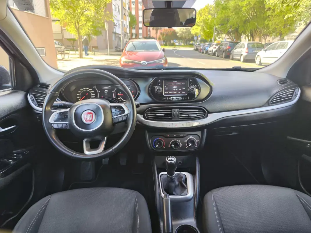 Fiat Tipo 2016 - 8480 EUR, 177150 km - AUTO.MOTO.pt - 177150km - foto 22 de 39