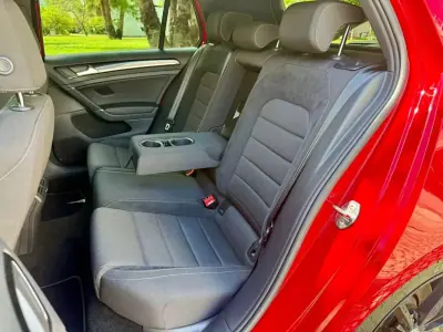 Volkswagen Golf 2019 - 32990 EUR, 72300 km - AUTO.MOTO.pt - 72300km - foto 10 de 40