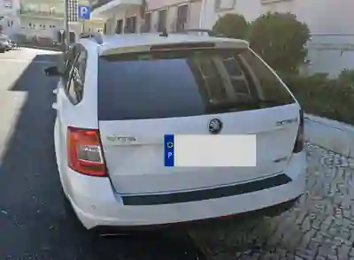 Skoda Octavia Break 2013 — foto 3 de 3
