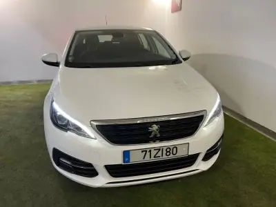 Peugeot 308 2019 - 11250 EUR, 107000 km - AUTO.MOTO.pt - 107000km - foto 3 de 27