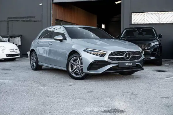 Mercedes-Benz A 250 e Progressive 2023 Híbrido Plug-In — 71 000 km Mercedes-Benz A 250 2023