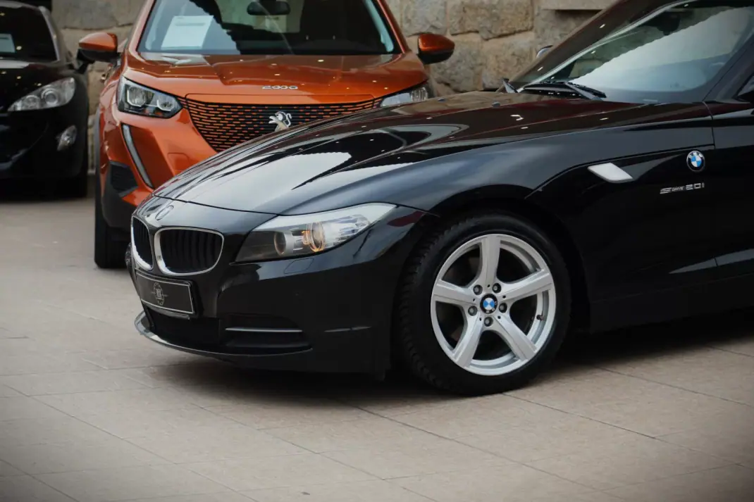 BMW Z4 2012 - 21000 EUR, 203000 km - AUTO.MOTO.pt - 203000km - foto 27 de 31
