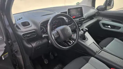 Citroën Berlingo 2019 - 15990 EUR, 138000 km - AUTO.MOTO.pt - 138000km - foto 7 de 11