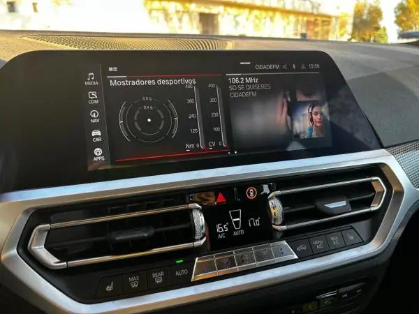 BMW 330 2019 - 30000 EUR, 206305 km - AUTO.MOTO.pt - 206305km - foto 36 de 43