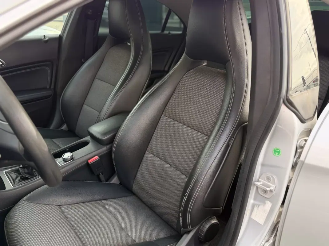 Mercedes-Benz CLA 200 2014 - 14500 EUR, 257000 km - 257000km - foto 10 de 14