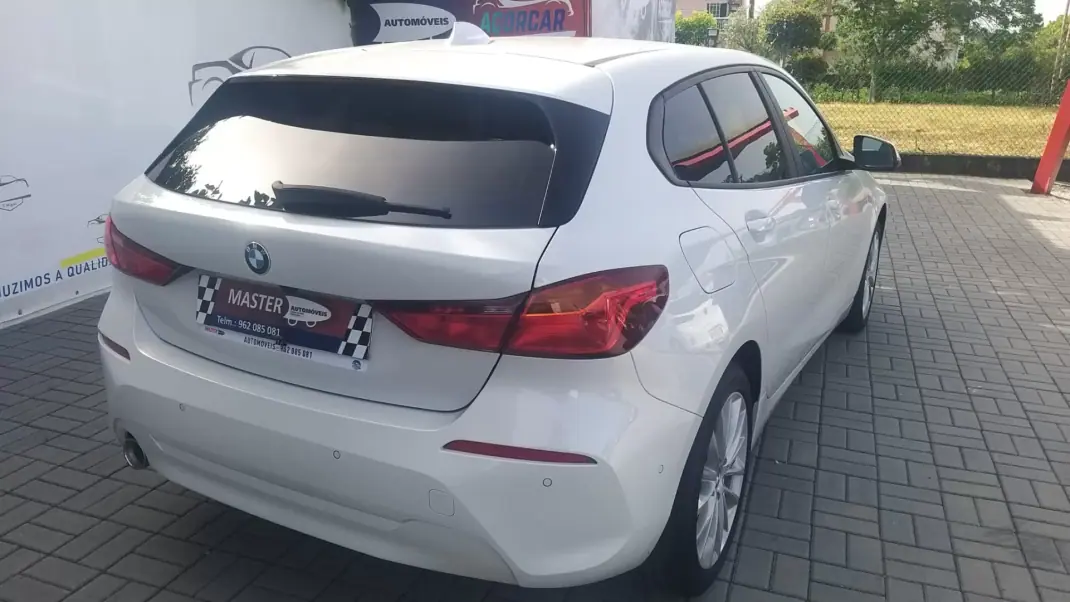BMW 116 2023 - 23490 EUR, 90760 km - AUTO.MOTO.pt - 90760km - foto 14 de 40