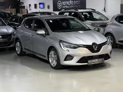 Renault Clio 2021 - 12990 EUR, 80000 km - AUTO.MOTO.pt - 80000km - foto 16 de 20