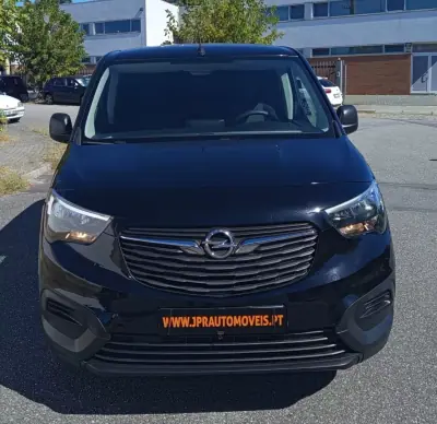 Opel Combo-e 2023 - 17490 EUR, 49000 km - 49000km - foto 2 de 18