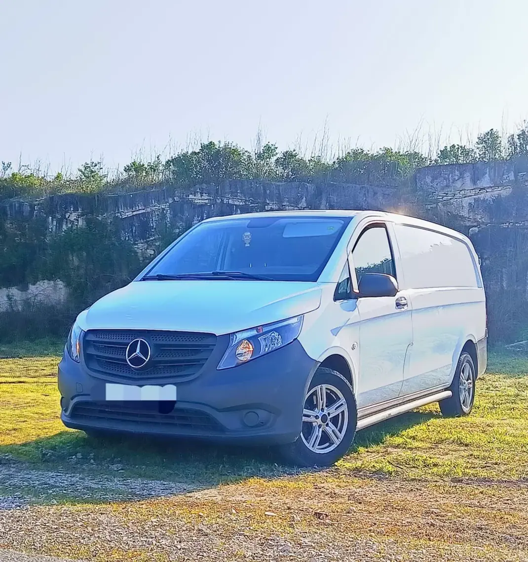 Mercedes-Benz Vito 2018 - 12000 EUR, 123 km - AUTO.MOTO.pt - 123km - foto 1 de 9