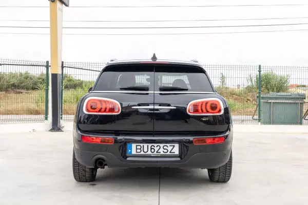 MINI Clubman 2016 - 15490 EUR, 129000 km - AUTO.MOTO.pt - 129000km - foto 6 de 28