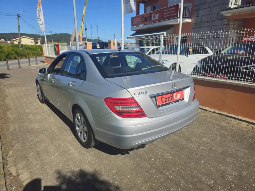 Mercedes-Benz C 200 2012 - 11990 EUR, 201378 km - 201378km - foto 6 de 12