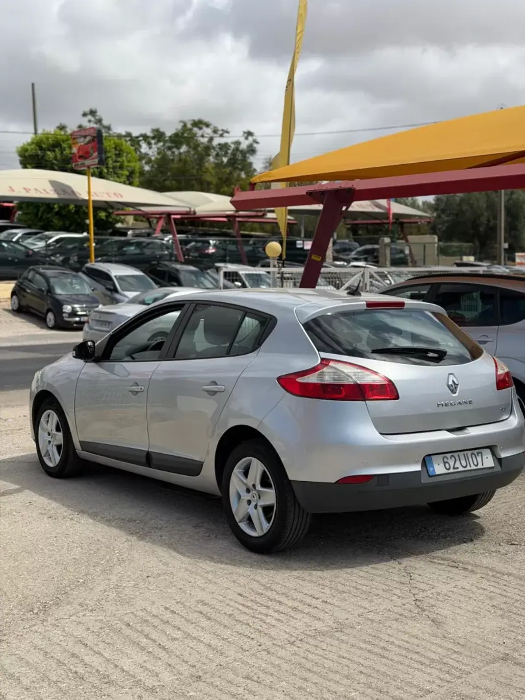Renault Mégane 2015 - 10900 EUR, 150155 km - 150155km - foto 6 de 9