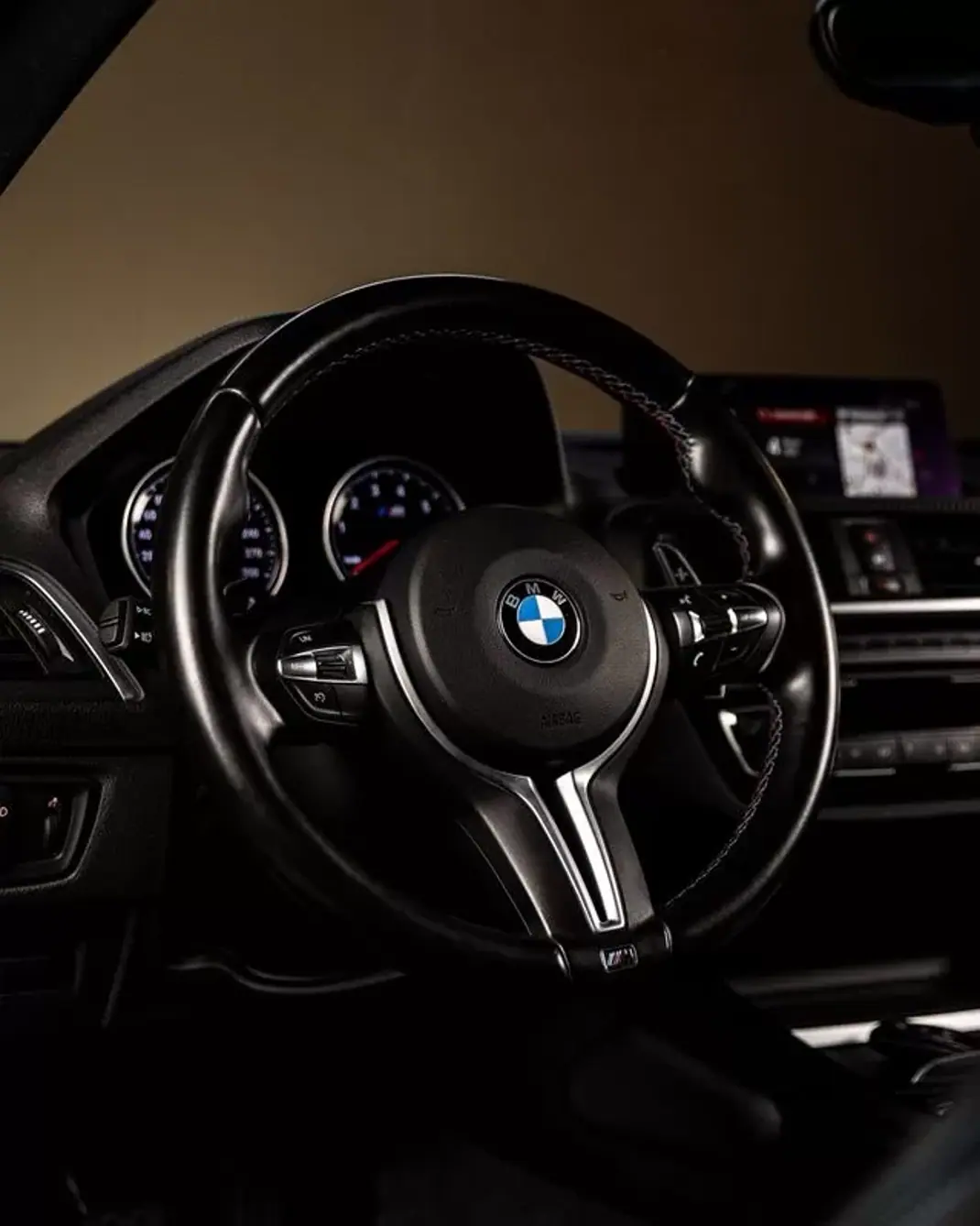 BMW M2 2017 - 55950 EUR, 60000 km - AUTO.MOTO.pt - 60000km - foto 13 de 28