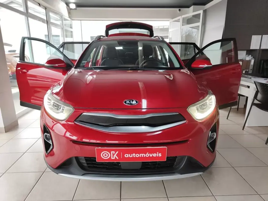 Kia Stonic 2021 - 14950 EUR, 29990 km - AUTO.MOTO.pt - 29990km - foto 20 de 33